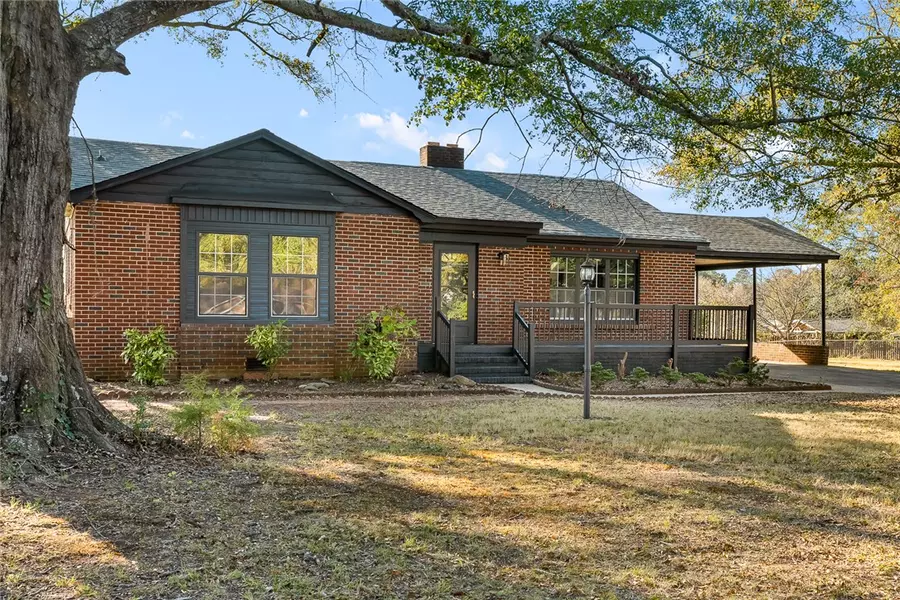 1010 Bern CIR, Anderson, SC 29626