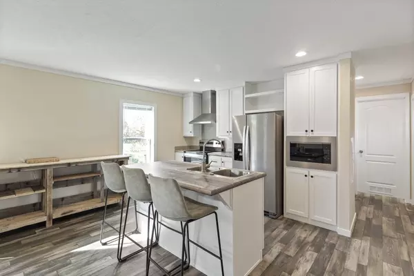 Westminster, SC 29693,148 Dean RD