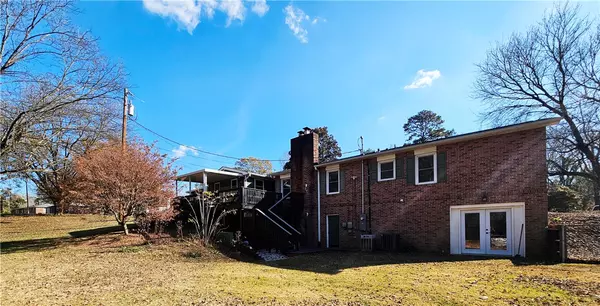 Anderson, SC 29621,1005 Pinecroft DR