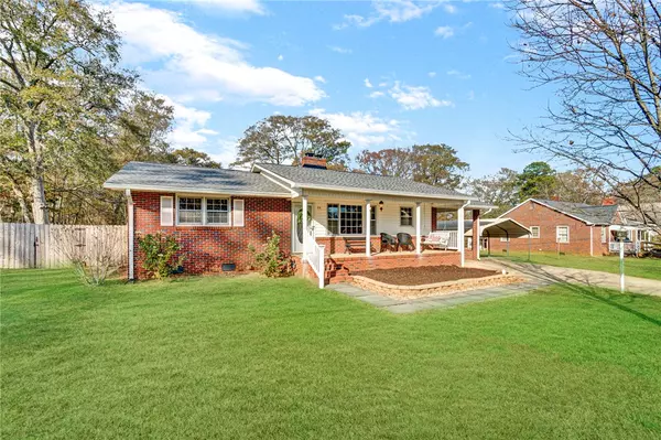 Williamston, SC 29697,26 Parker ST