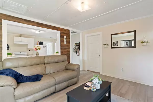 Iva, SC 29655,114 Simpson ST