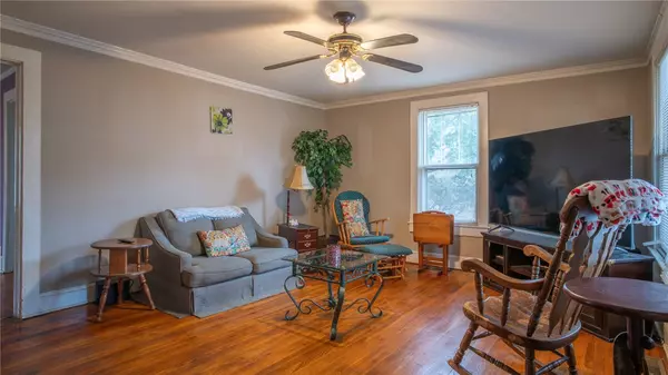 Easley, SC 29640,105 Grant ST