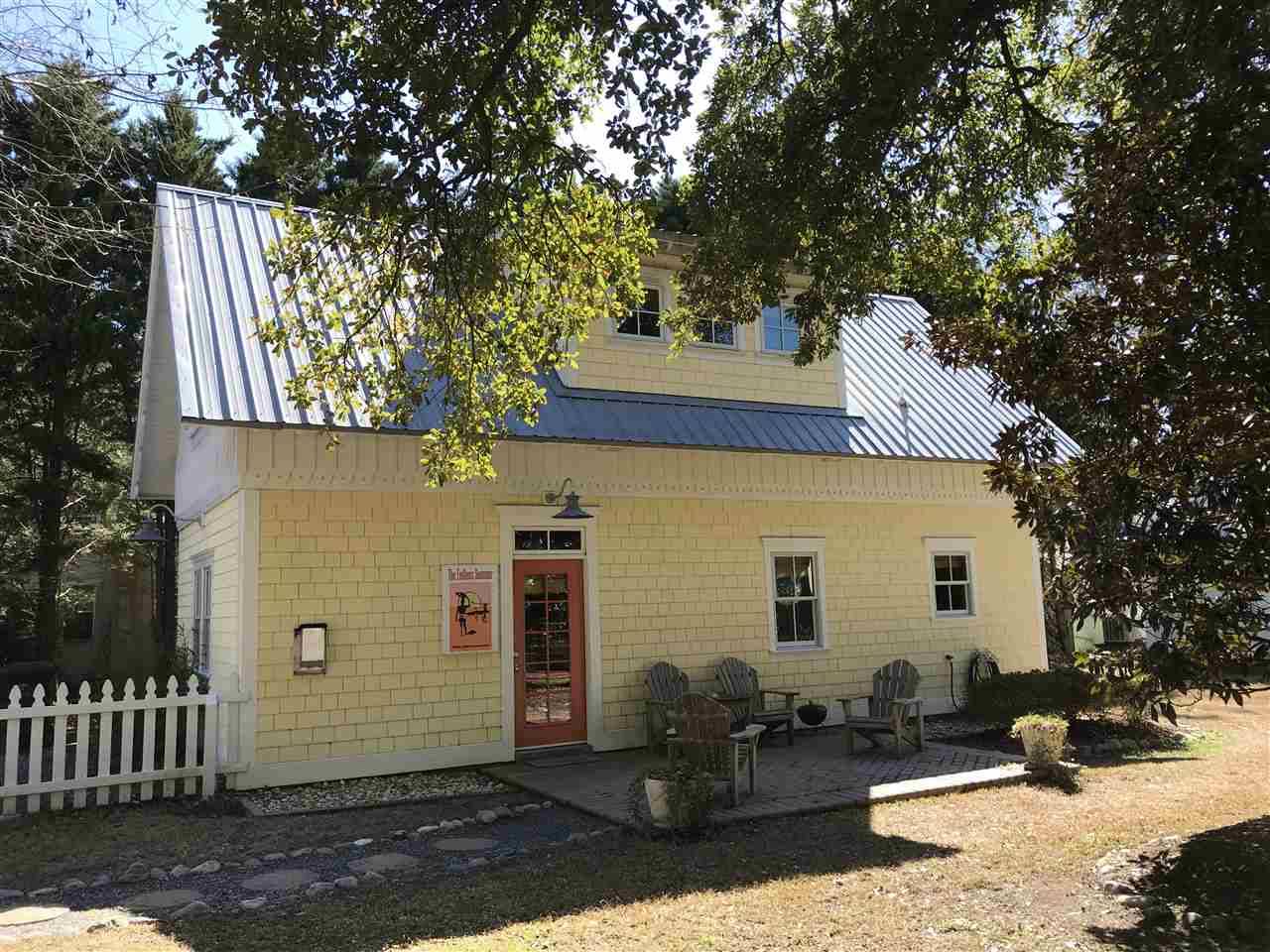 706 Wingina Avenue, Manteo, NC 27954