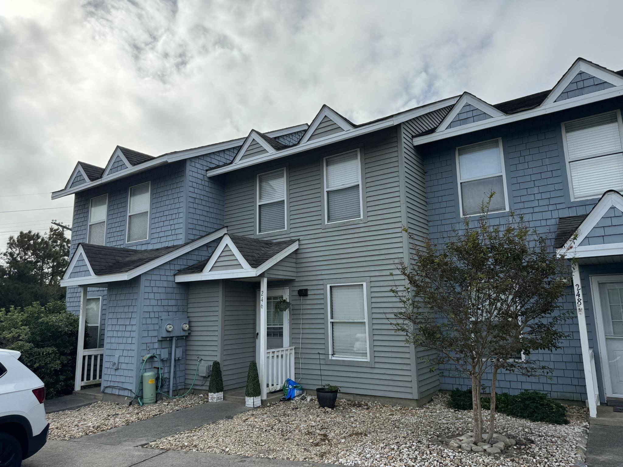 246 W Kitty Hawk Road, Kitty Hawk, NC 27949