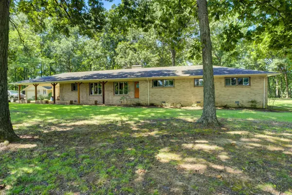 289 Pleasant Plains RD, Jackson, TN 38305