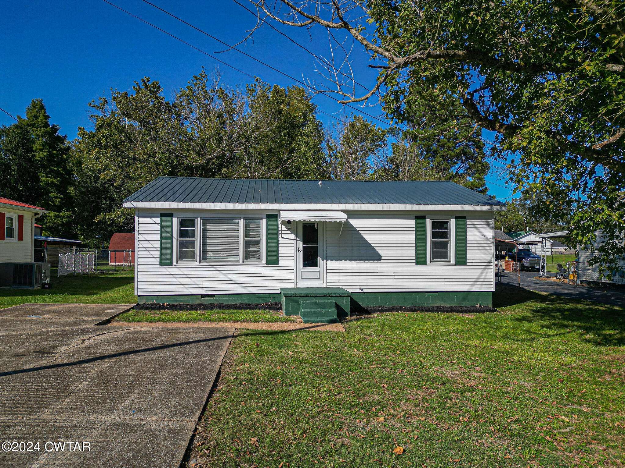 603 Cheatham ST, Bruceton, TN 38317