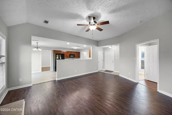 Jackson, TN 38305,28 Castlerock CV