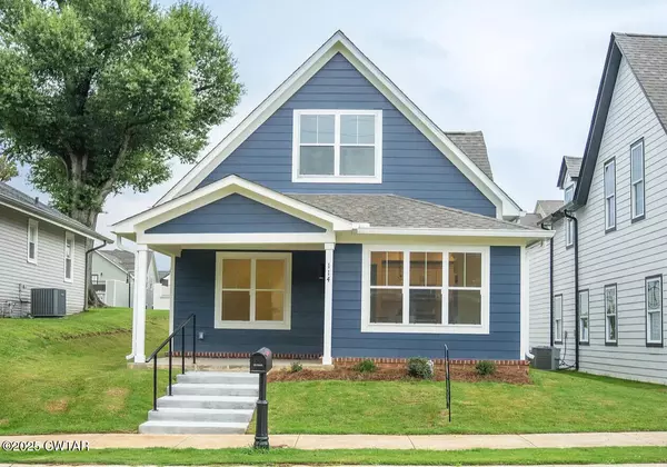 114 Campbell ST, Jackson, TN 38301