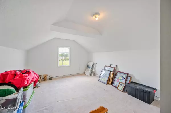 Lexington, TN 38351,499 Crazy Doe RD