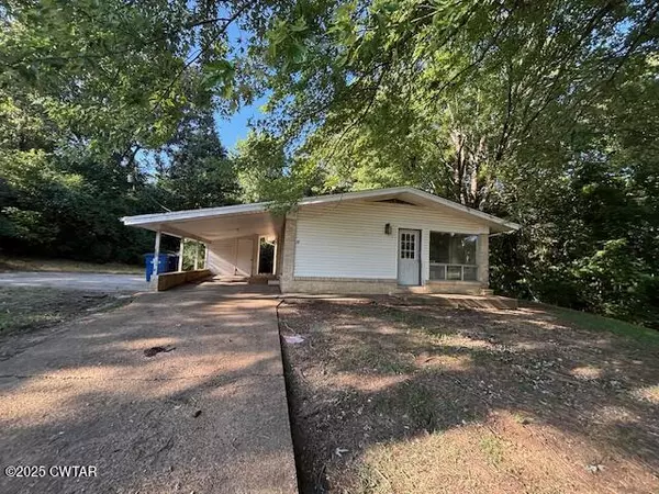 124 Greenfield Products RD, Greenfield, TN 38230