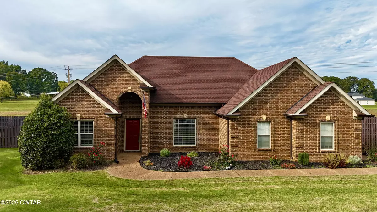 Medina, TN 38355,103 Highbury ST