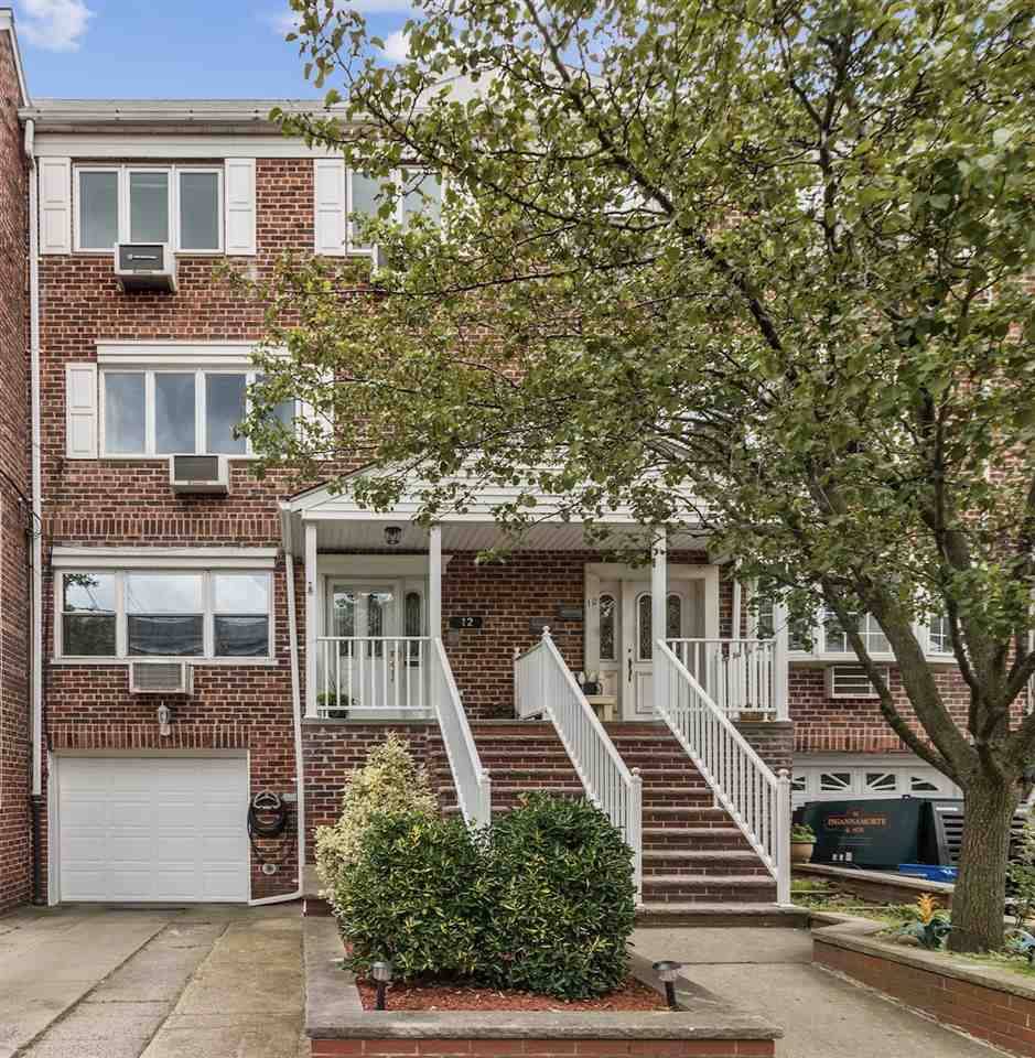 12 SUNSET AVE, Bayonne, NJ 07002