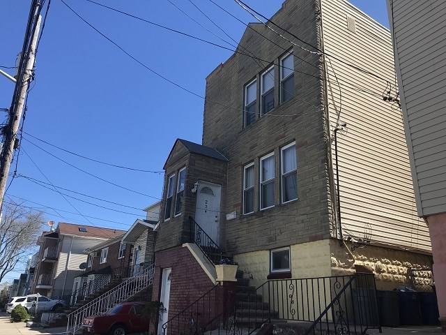 234 TERRACE AVE, Jc Heights, NJ 07307