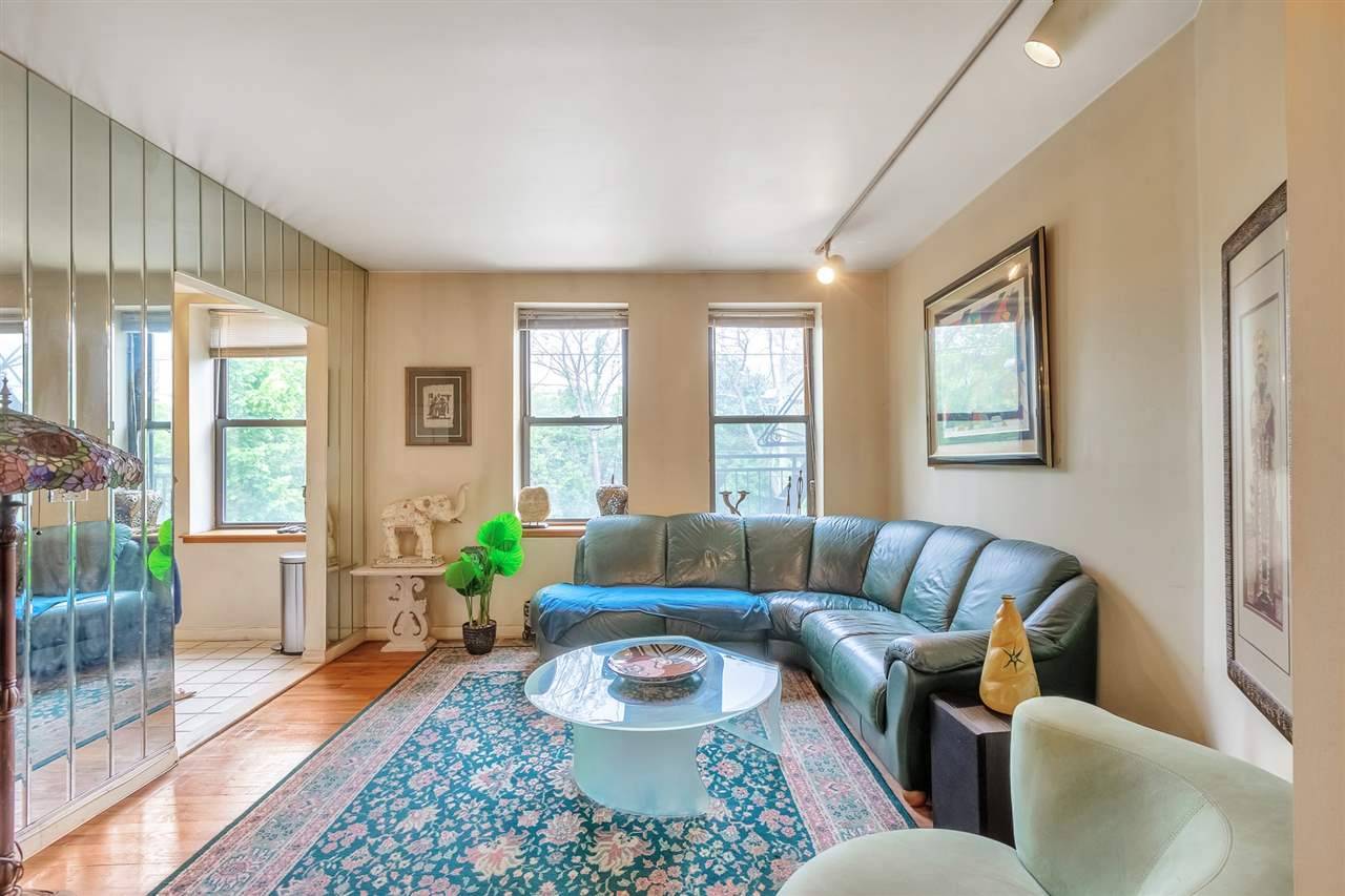 102 OGDEN AVE  #201, Jc Heights, NJ 07307