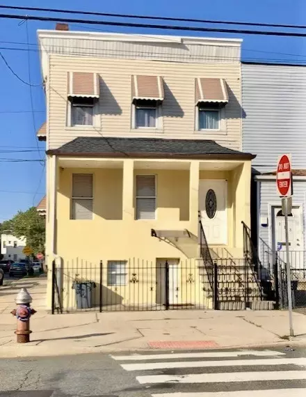 Jc Greenville, NJ 07305,120 STEGMAN ST