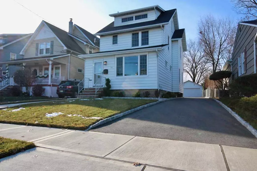 104 FERN AVE, Lyndhurst, NJ 07071