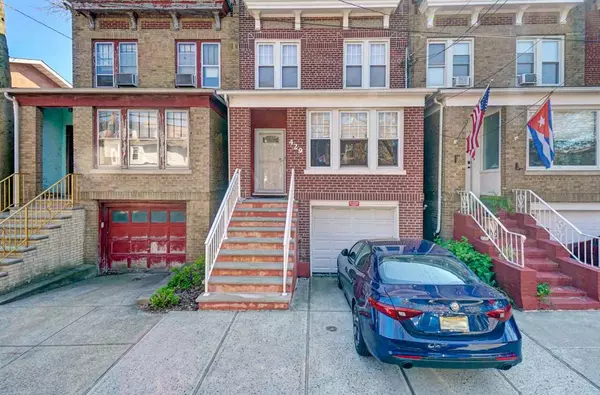 429 76TH ST, North Bergen, NJ 07407