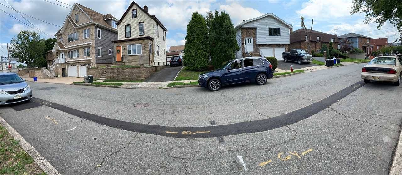 Garfield, NJ 07026,499 VAN BUSSUM AVE