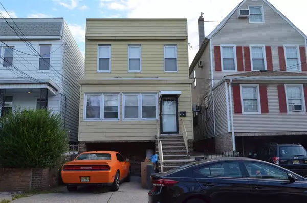 69 WEST 13TH ST, Bayonne, NJ 07002