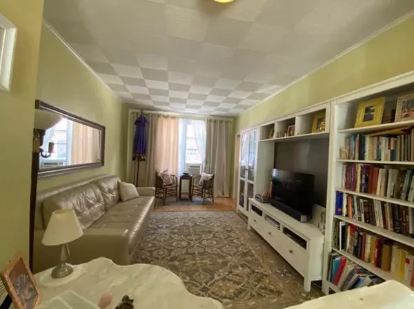 7 WEST 19TH ST, Weehawken, NJ 07086-0000