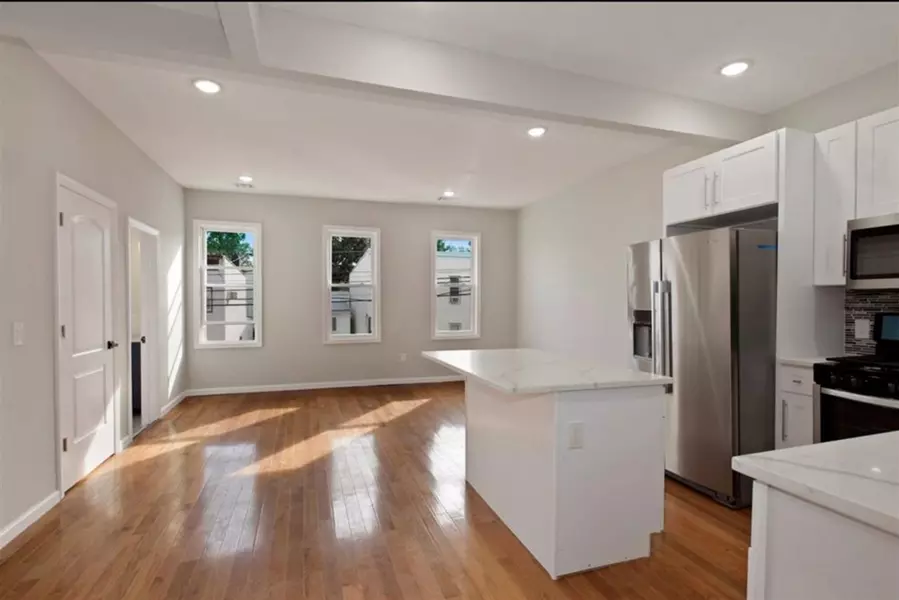 222 69TH ST, Guttenberg, NJ 07093