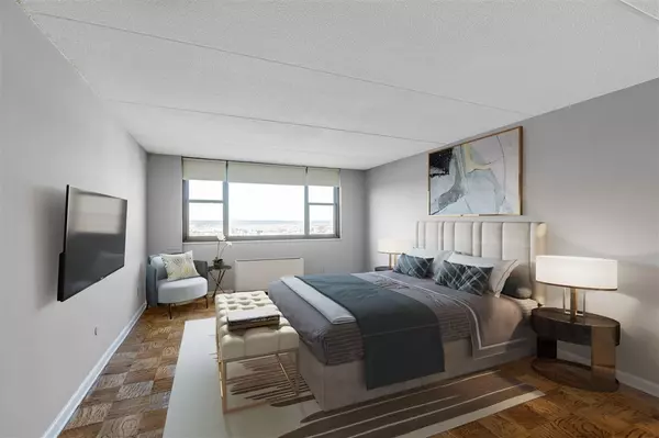 Cliffside Park, NJ 07010-1300,250 GORGE RD  #25F