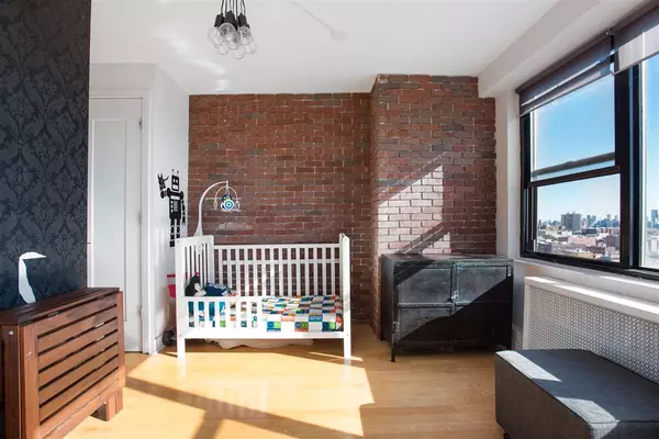 Union City, NJ 07087,500 CENTRAL AVE #1505