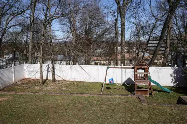 Elmwood Park, NJ 07407,54 FOURNIER CRESCENT