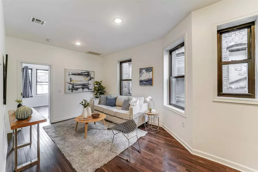 432 WAYNE ST #301, Jc Journal Square, NJ 07302