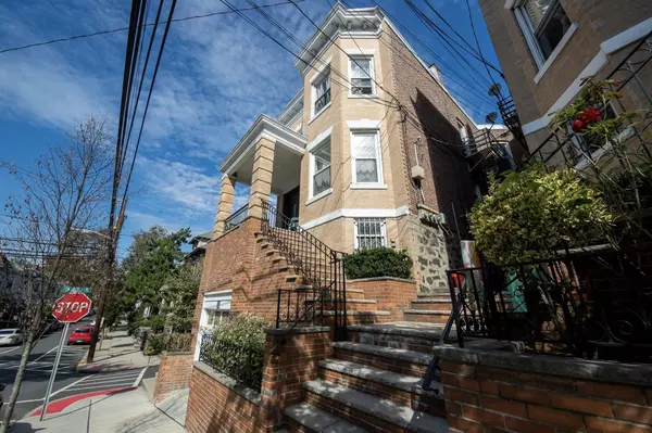 Weehawken, NJ 07086,64 LIBERTY PL