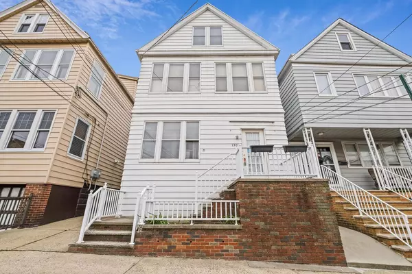 130 WEST 21ST ST, Bayonne, NJ 07002