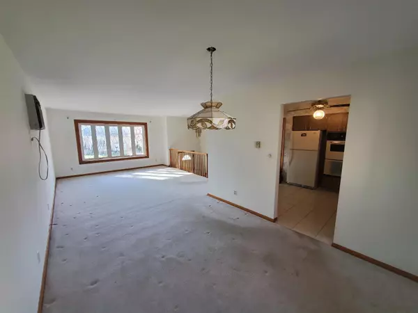 Woodbridge, NJ 07067,60 ELM ST