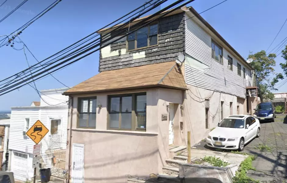 1452 67TH ST, North Bergen, NJ 07047