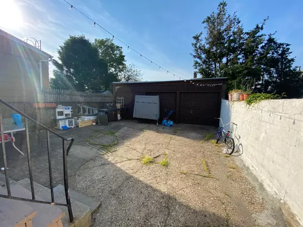 Harrison, NJ 07029,116 CROSS ST