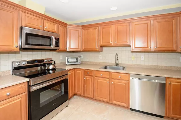 Fairview, NJ 07022,614 FAIRVIEW AVE  #D