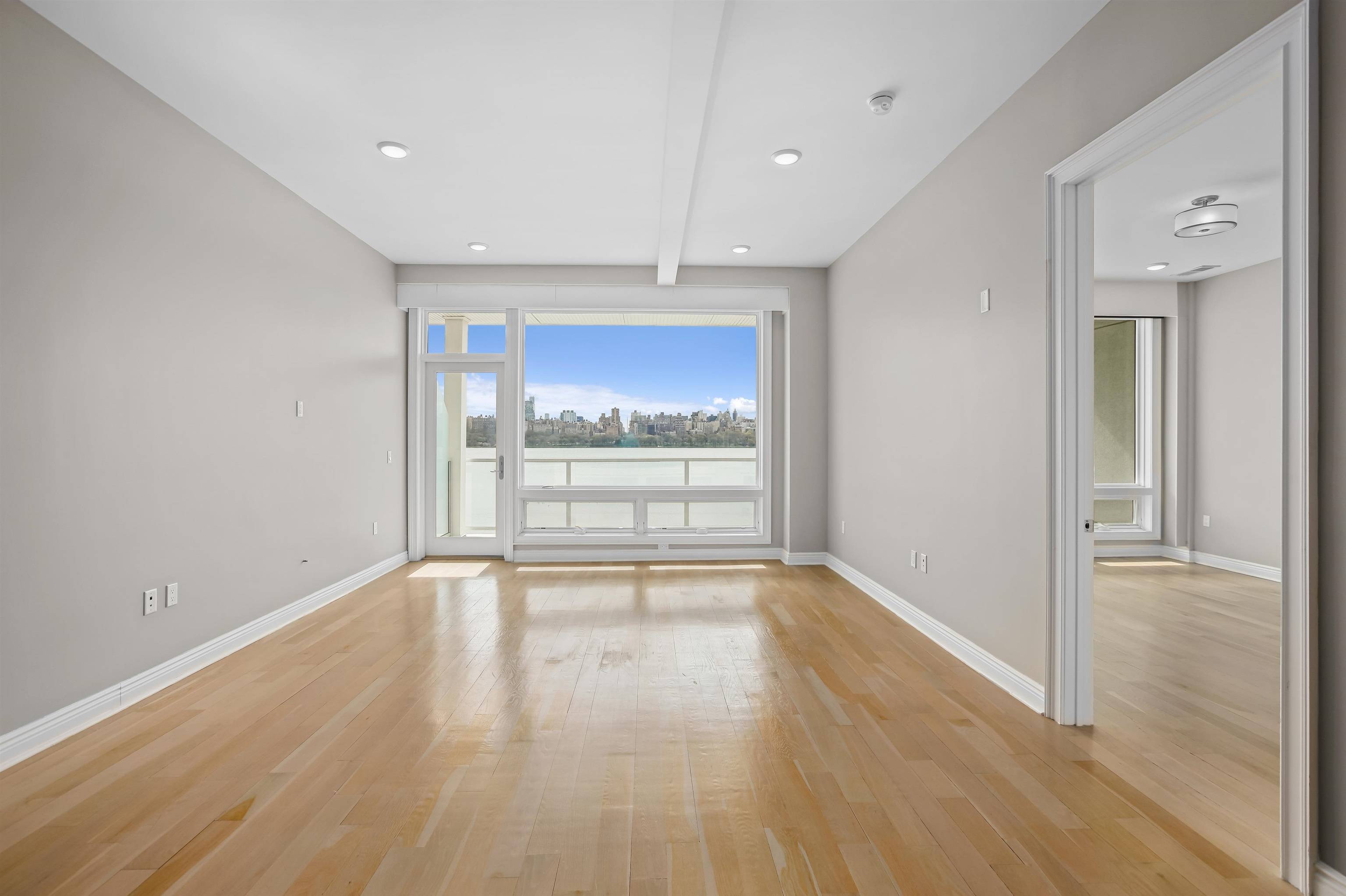 Edgewater, NJ 07020,9 SOMERSET LANE  #517
