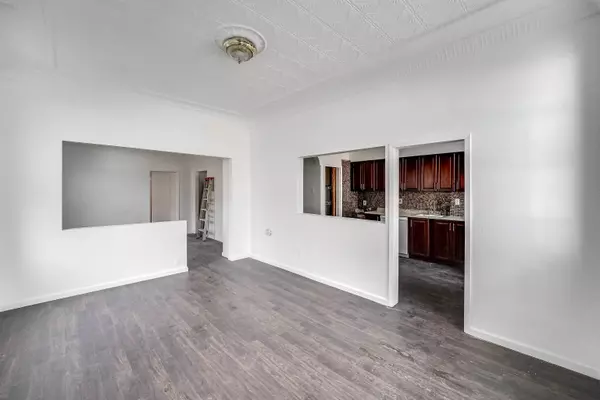 Union City, NJ 07087,2211 NEW YORK AVE