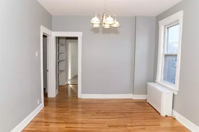 Jc Greenville, NJ 07305,239 WEGMAN PARKWAY