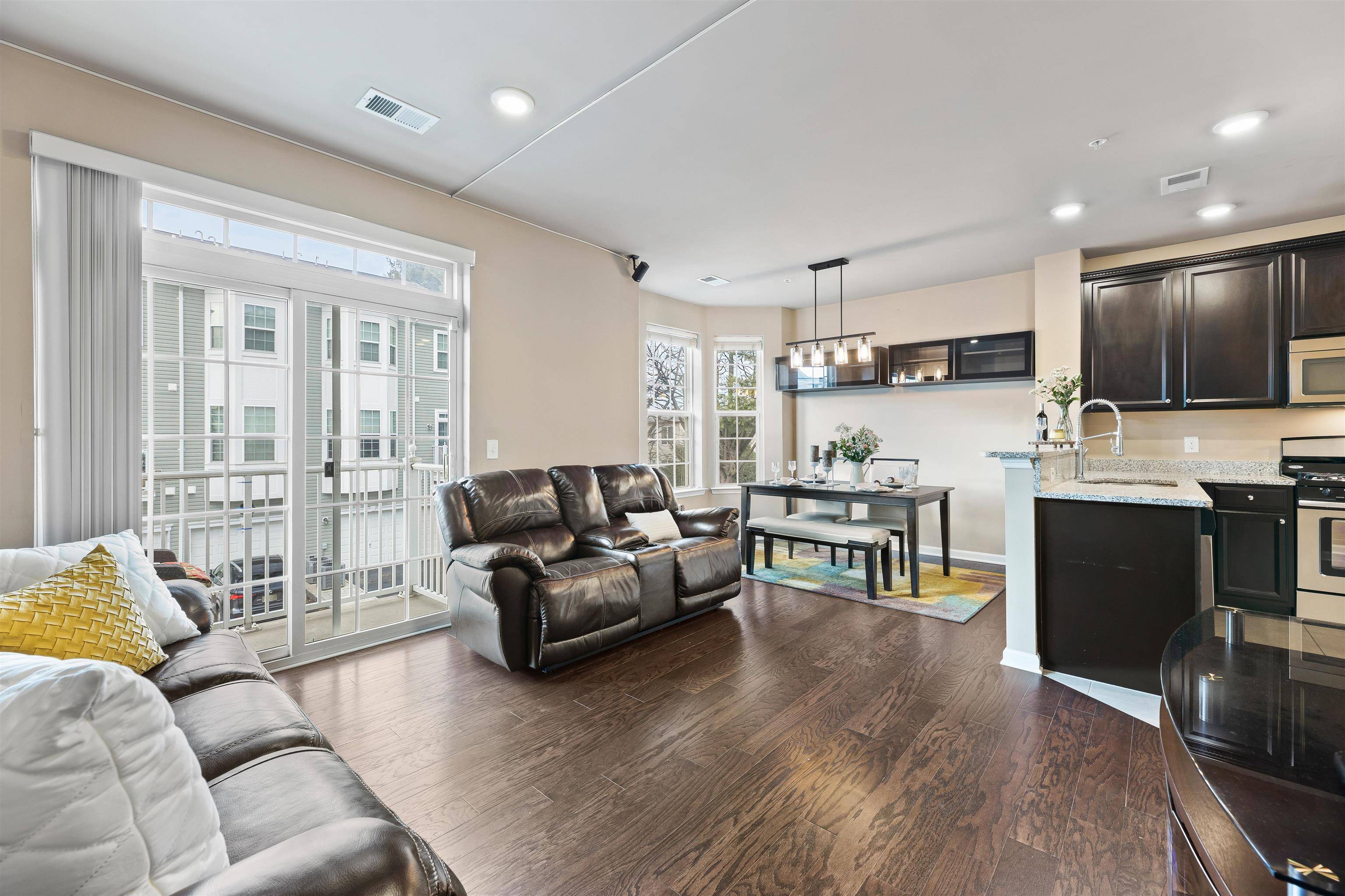 24 DAHLIA LANE  #24, Garfield, NJ 07026