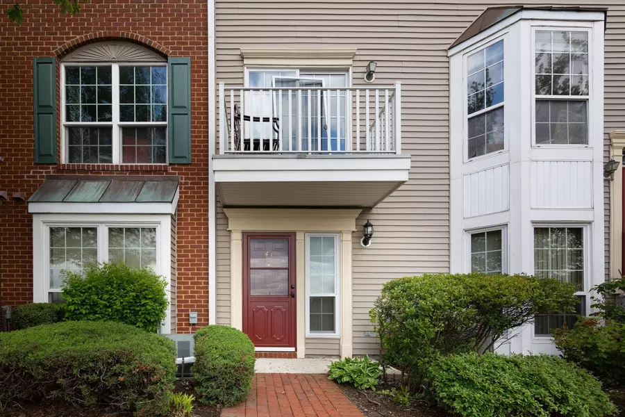 41 WILLOW ST, Jc West Bergen, NJ 07305