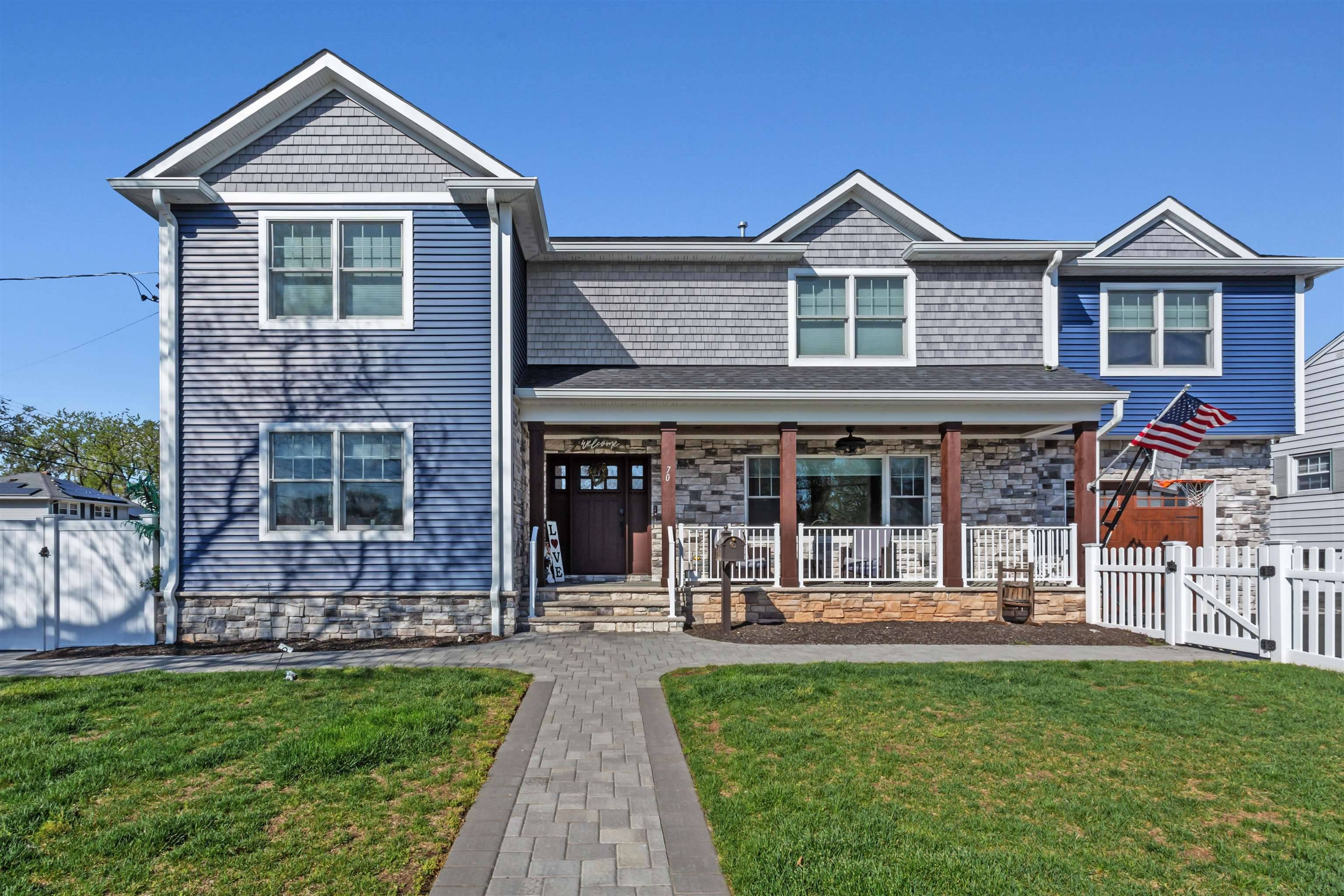 70 WOODSIDE AVE, Hasbrouck Heights, NJ 07604