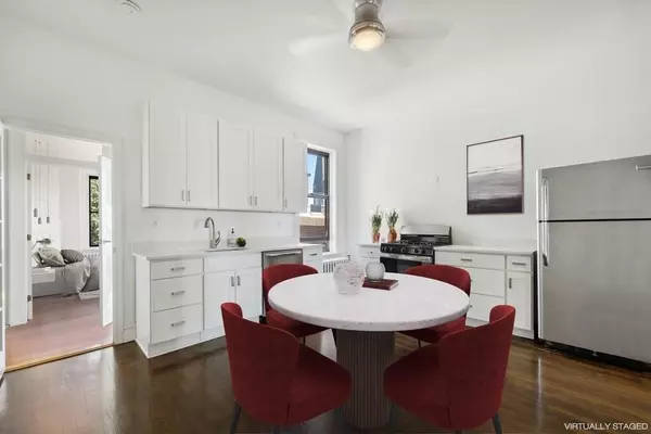 Hoboken, NJ 07030,807 WASHINGTON ST  #5S