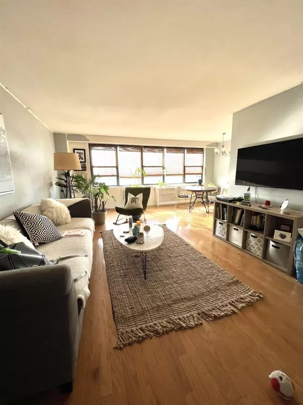 Union City, NJ 07087,500 CENTRAL AVE  #1417