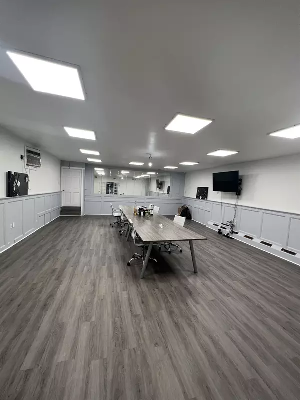 Jc Greenville, NJ 07305,126 LINDEN AVE