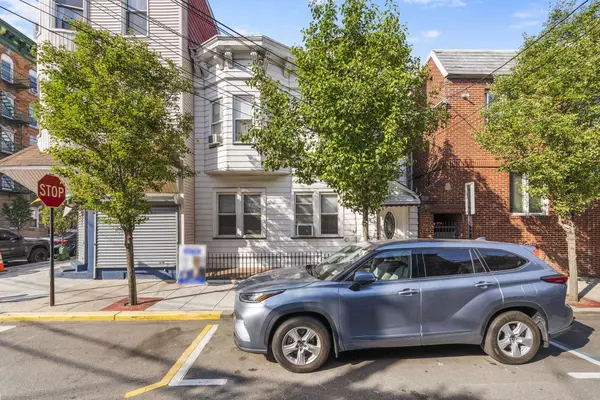 Union City, NJ 07087,544 27TH ST