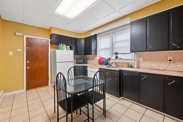 Jc Journal Square, NJ 07306,3 ORCHARD ST