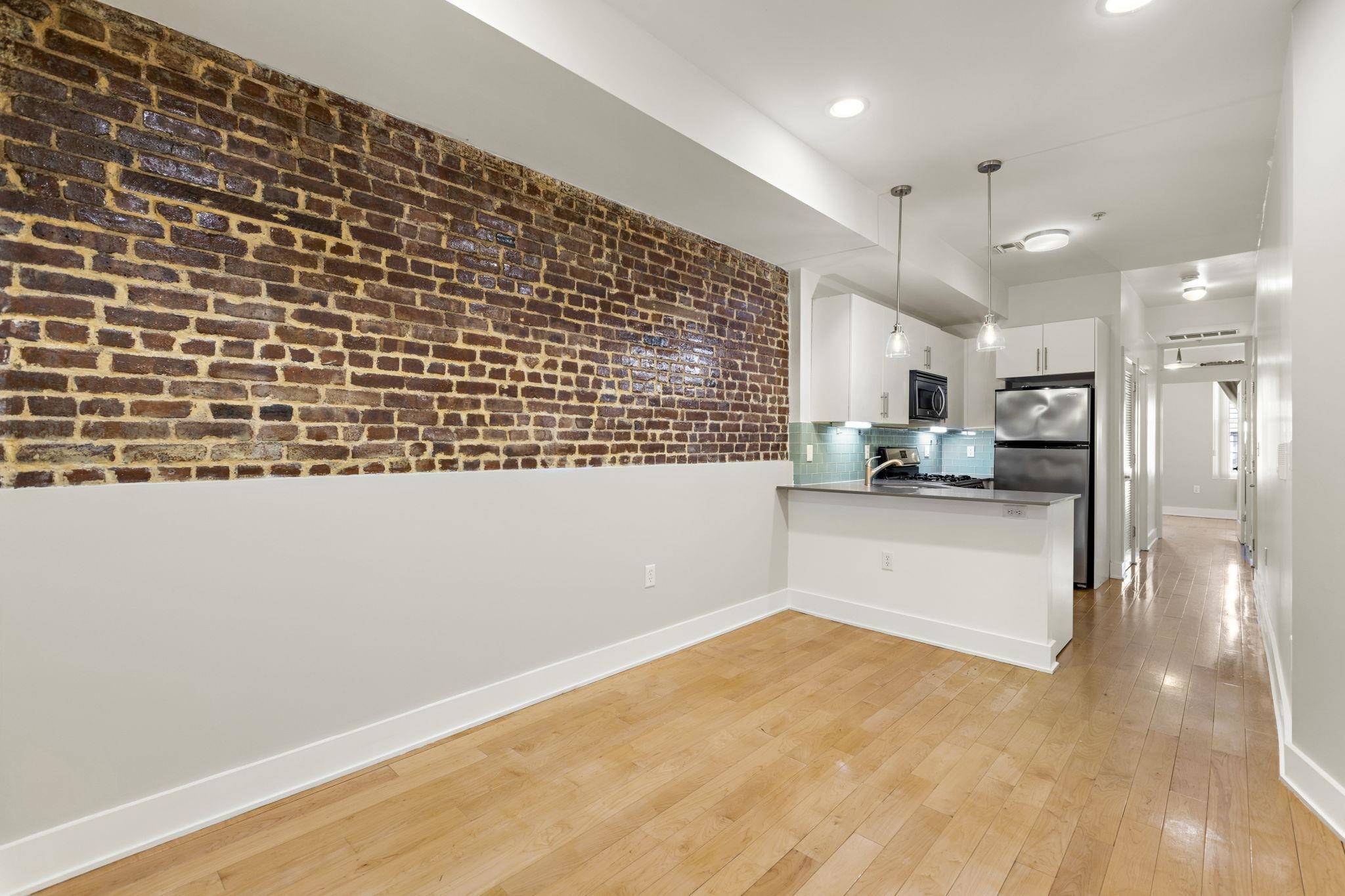 Hoboken, NJ 07030,322 GRAND ST  #3R