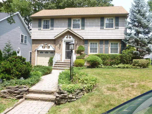 80 MCKINLEY ST, Nutley, NJ 07110