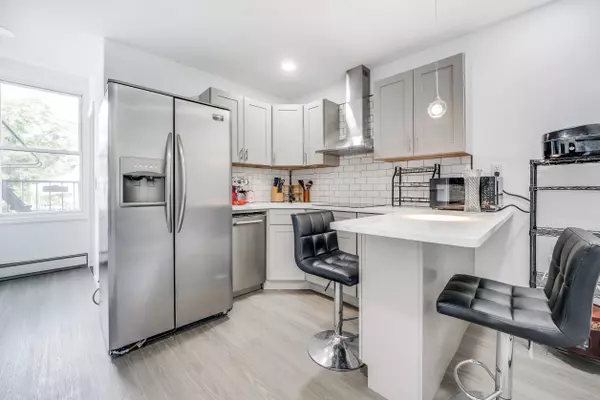 Union City, NJ 07087,609 NEW YORK AVE  #2R