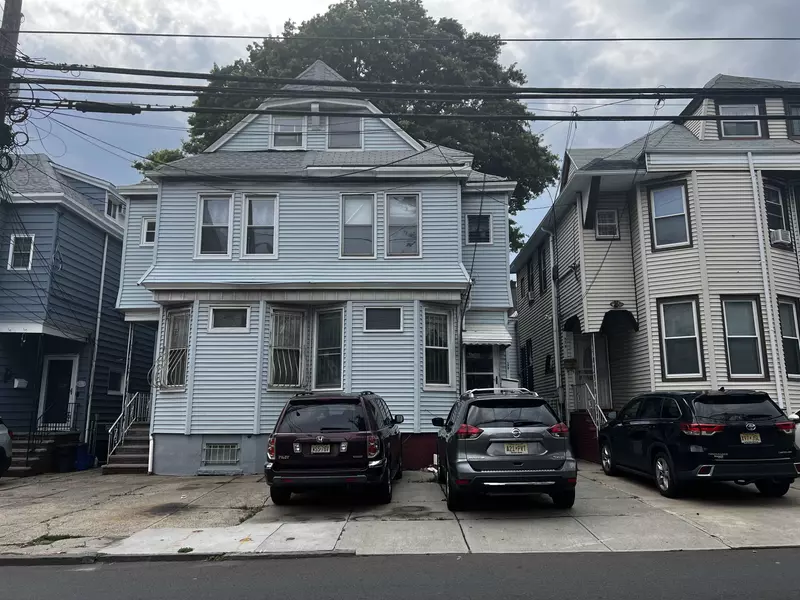 177 SUMMIT AVE, Jc West Bergen, NJ 07304